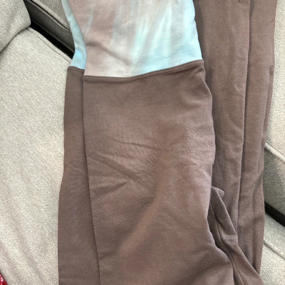 Hard tail - Brown and blue tie-dye yoga pants